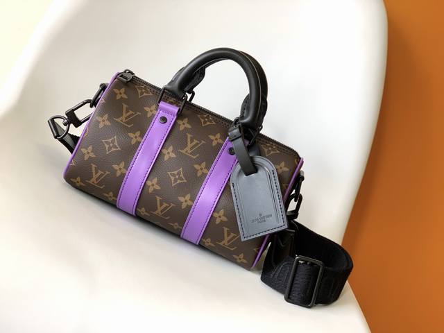 M46249 Purple Dynamic Chip Louis Vuitton's classic Keepall series adds a new min