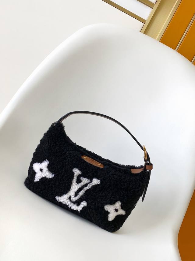 M11920 Top-tier replica, dynamic size-changing LV Ski series Hills pochette clut