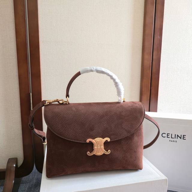 New Arrival Ce Arc de Triomphe Kelly Handbag The new Arc de Triomphe pocket exud