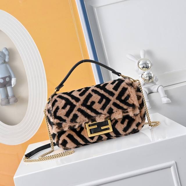 Mao Mao New F brand early spring new Baguette series is about to ship. Love at