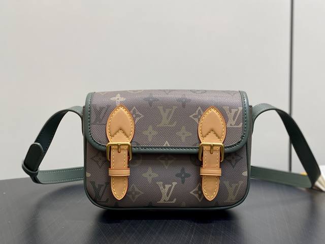 Factory Price p Top-Tier Original M26969 Military Green Men's Satchel Mini Handb