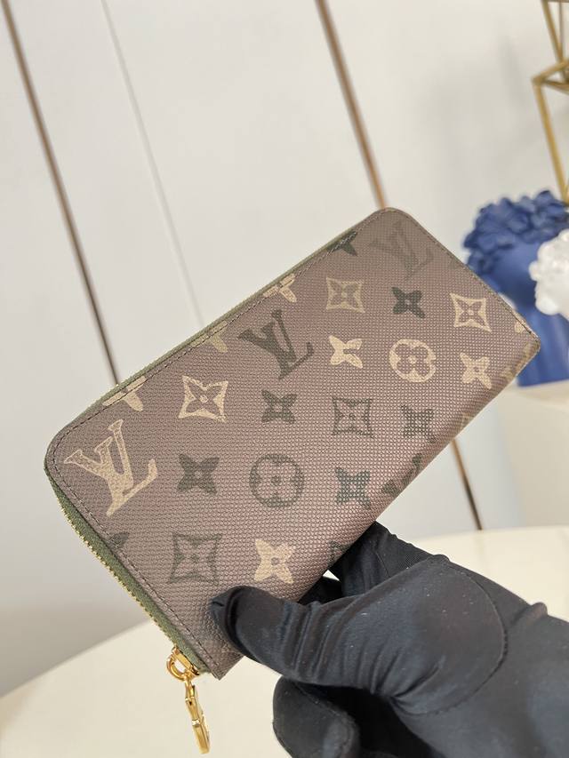 Factory Price p Top-Tier Original M27056 As one of Louis Vuitton's iconic pieces