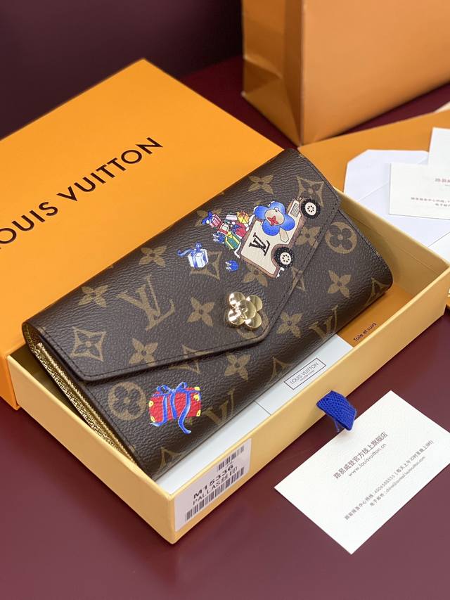 Factory Price p M15336 Christmas Edition High Quality This Vivienne Winter Holid