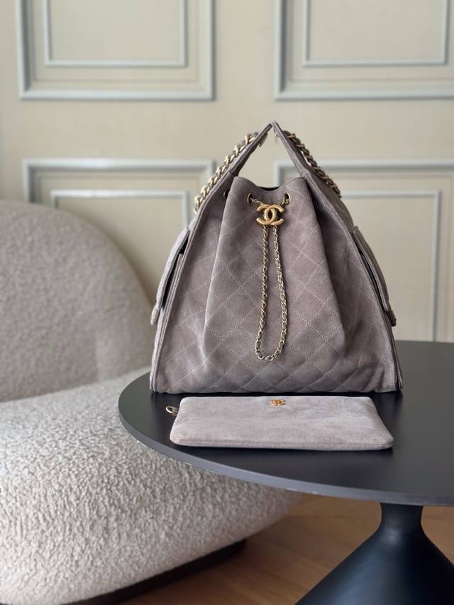 Brand new, original high-quality version. Early spring hippie shopping bag, larg