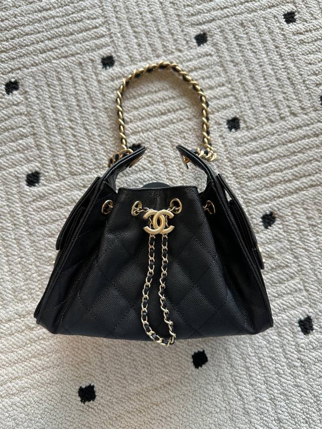 Brand: Chanel Model: As5631 Description: Original quality, a classic piece, at