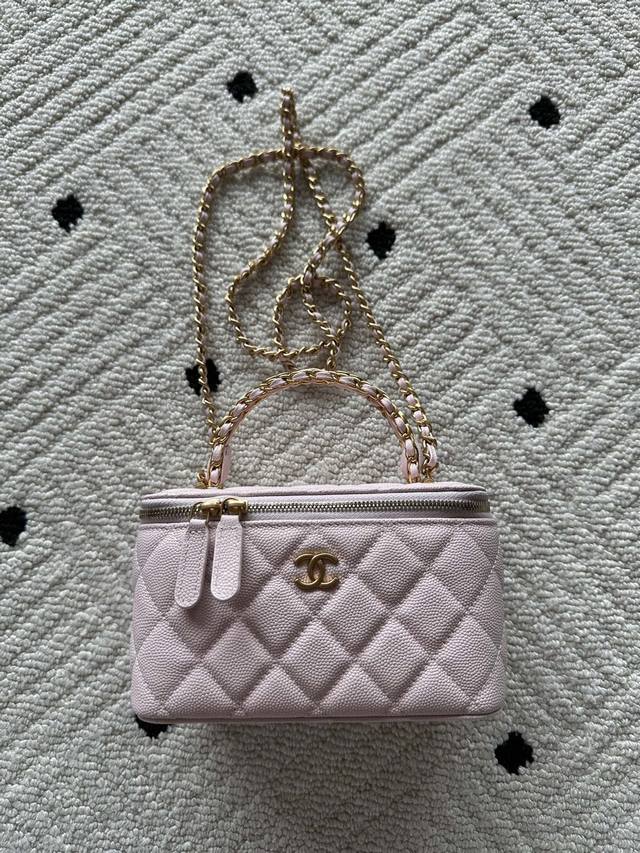 Brand: Chanel Model: A Description: Original quality, a classic piece, at the f
