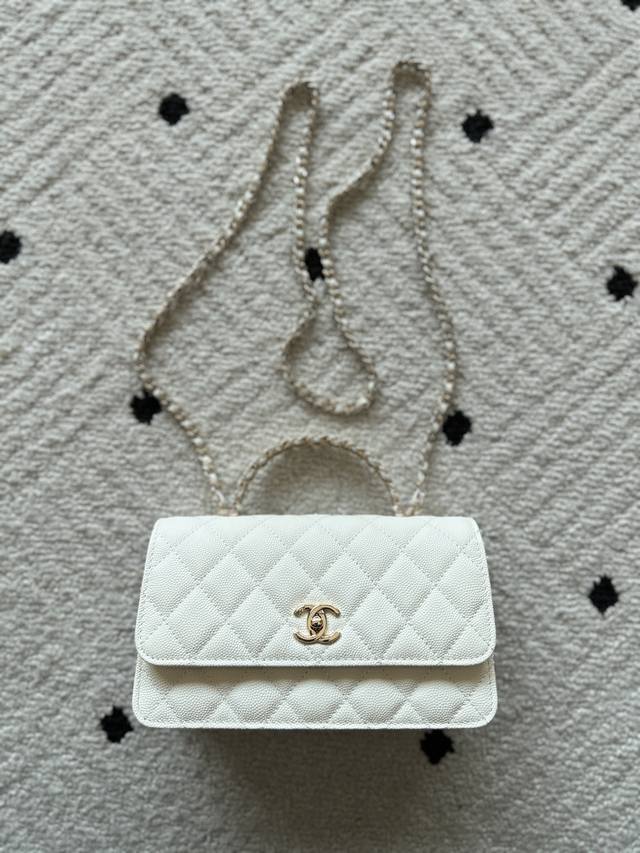 Brand: Chanel Model: 4939 Description: Original quality, a classic piece, at th