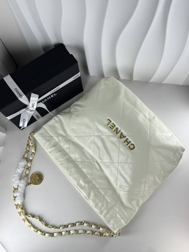 Special Price Chanel: Model As3261#: Medium: 39X42X8Cm As3260#: Small: 35X37X7Cm