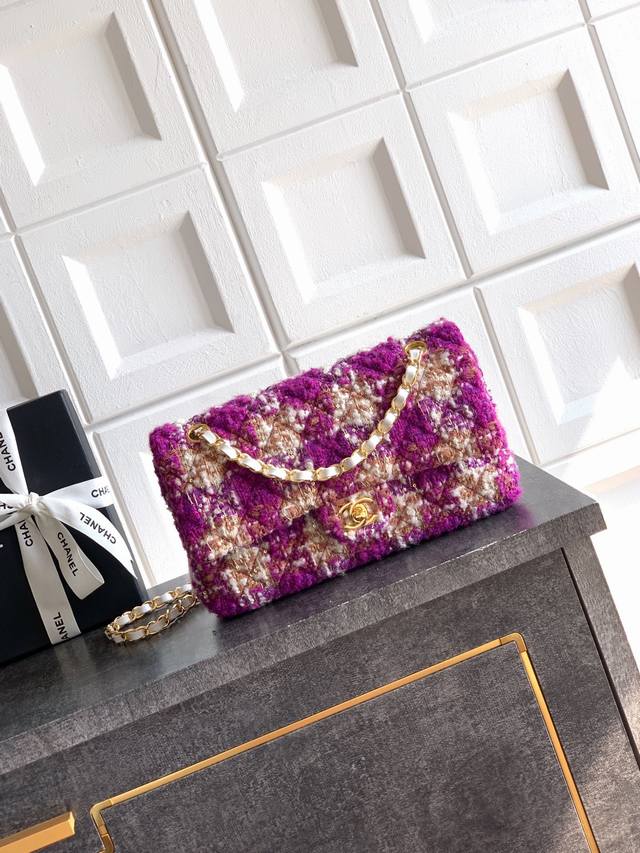 Top-quality original purple-pink Ohanel CF tweed bag is here! Size: *.*. Cotton