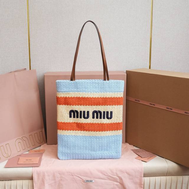 5Bg248, New iconic Miu Miu embroidery on the front, cotton lining, ultra-lightwe