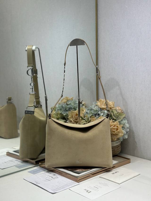 Authentic, High-Quality Version Christian Dior 2026 Spring/Summer Medium Handbag