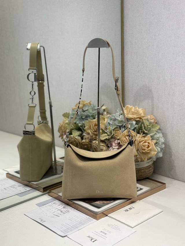 Authentic, High-Quality Version Christian Dior 2026 Spring/Summer Small Handbag