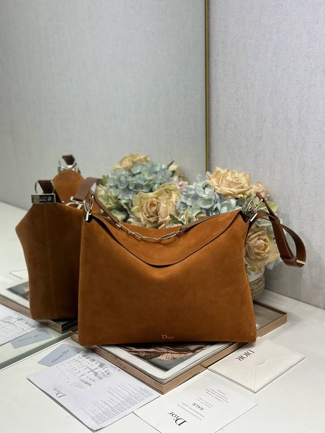 Authentic, High-Quality Version Christian Dior 2026 Spring/Summer Large Handbag