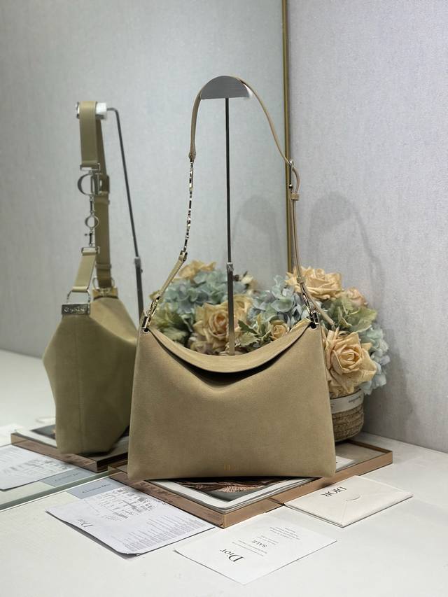 Authentic, High-Quality Version Christian Dior 2026 Spring/Summer Medium Handbag