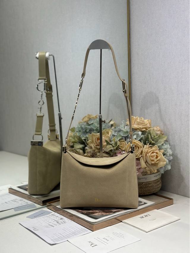 Authentic, High-Quality Version Christian Dior 2026 Spring/Summer Small Handbag