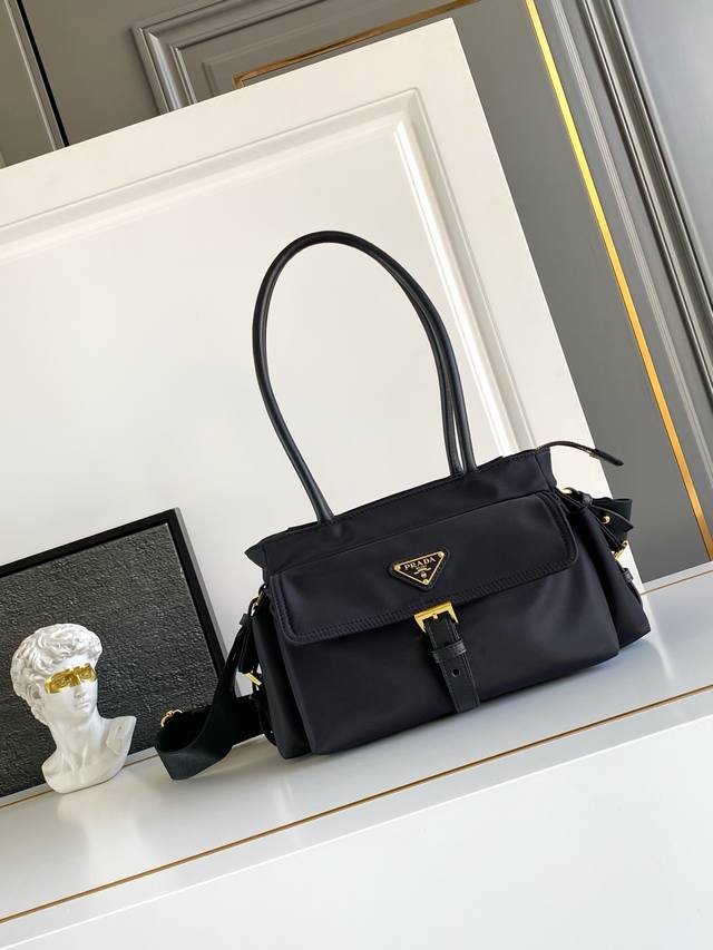 Authentic New Handbag. This handbag is made of imported nylon fabric and calfski