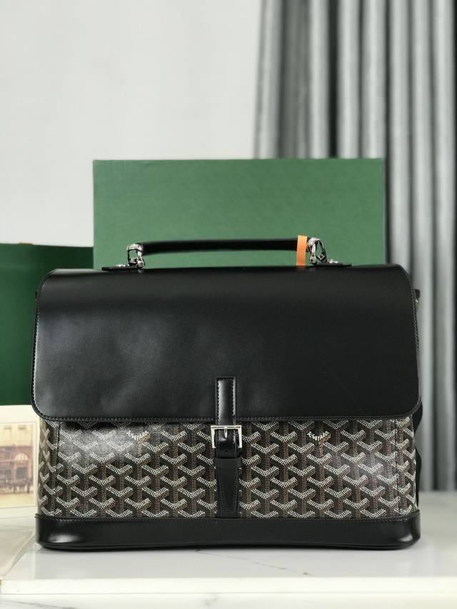 Authentic Goyard Citadin Messenger Bag #Goyard Citadin# The name originates from