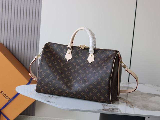 Top-tier original 163 dynamic chip new hardware. This Speedy Bandouliere 40 M469