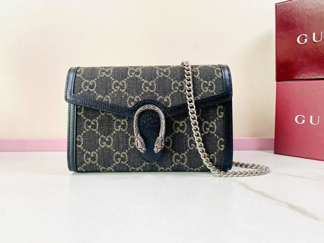 Factory Price. Top-quality original leather, genuine single item with full bouti