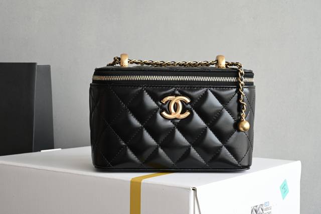 Platinum Edition Authentic Packaging (as pictured) New Arrival & Returning Item