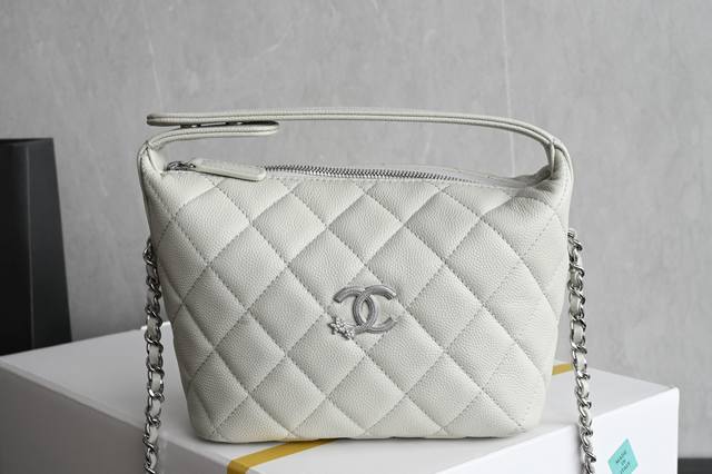 Platinum Edition Authentic Packaging (as pictured) Brand New Arrival! Gray Star