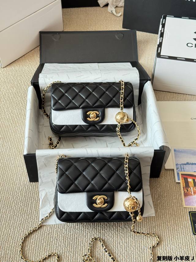 Replica Lambskin Bag at the Same Price Chanel