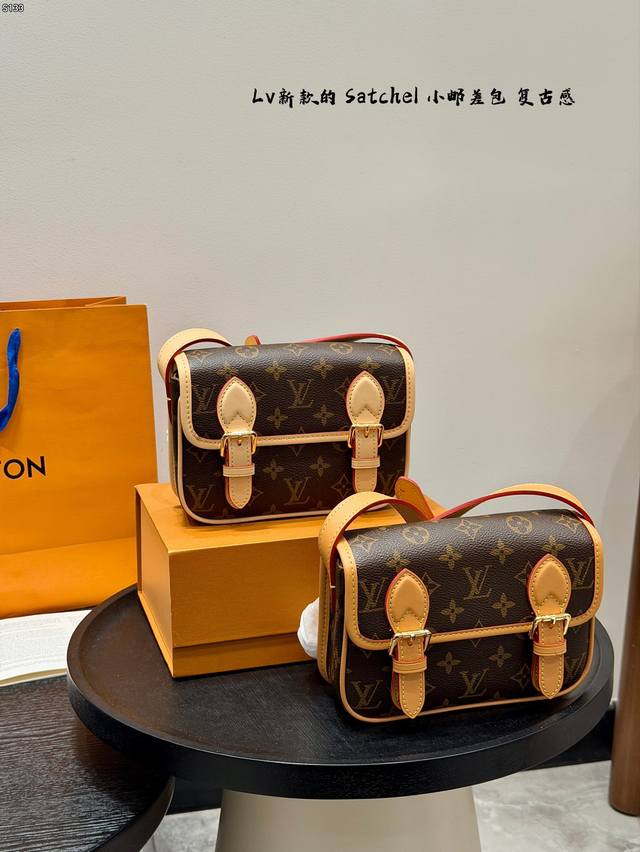 Gift Box Packaging LV's new Satchel mini messenger bag Not too big, not too smal