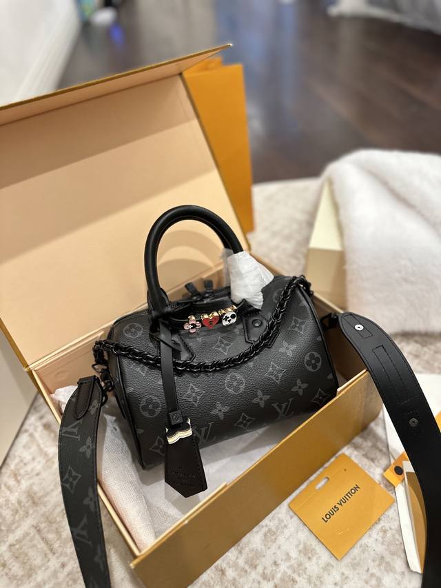 Official website double box packaging LV new Speedy Nano pillow bag LV new serie