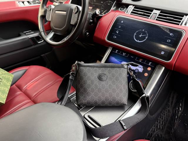 High-end new "Gucci" shoulder bag, Gucci messenger bag, Gucci detachable and ad