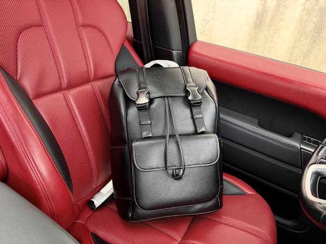 High-end new "Coach" backpack. Coach League 29 leather backpack for men, black,