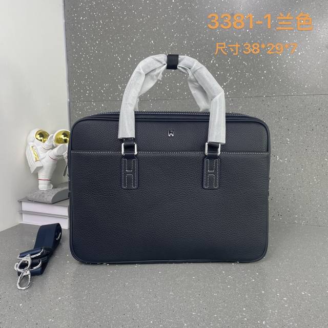 Original Hermes Authentic New Arrival: High-end men's casual briefcase, same st