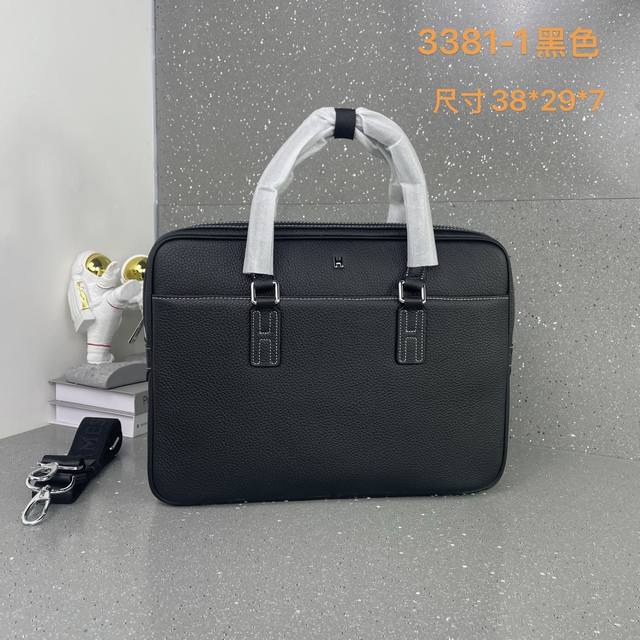 Original Hermes Authentic New Arrival: High-end men's casual briefcase, same st