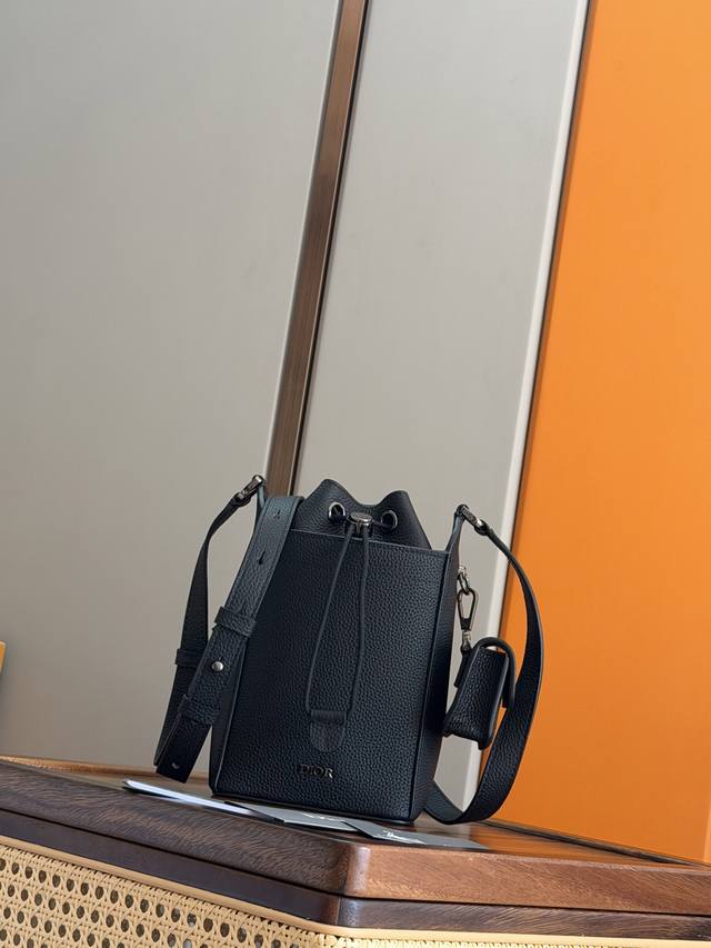 Genuine Developed Top-Tier Original Single Item] This bucket bag is a new additi