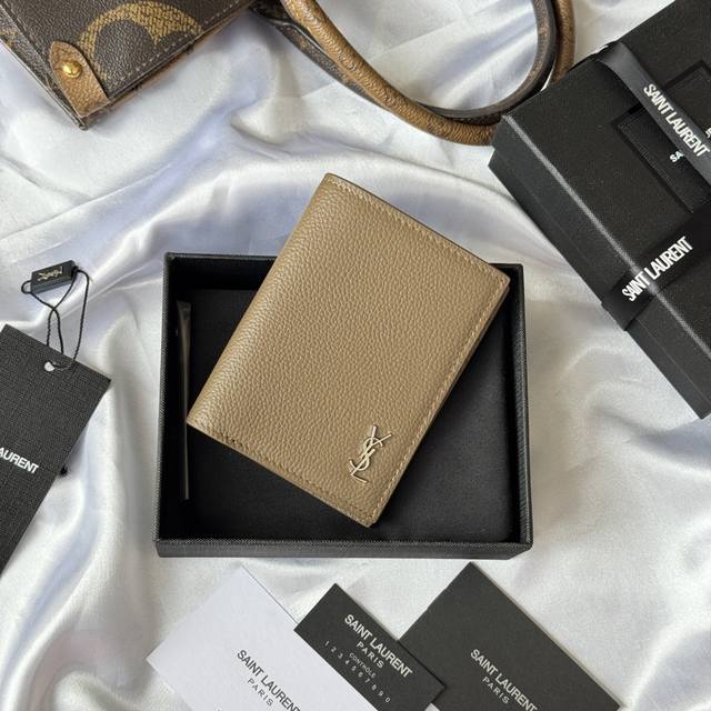 Top-quality original YSL 2025 Fall/Winter new arrival. This single-fold wallet
