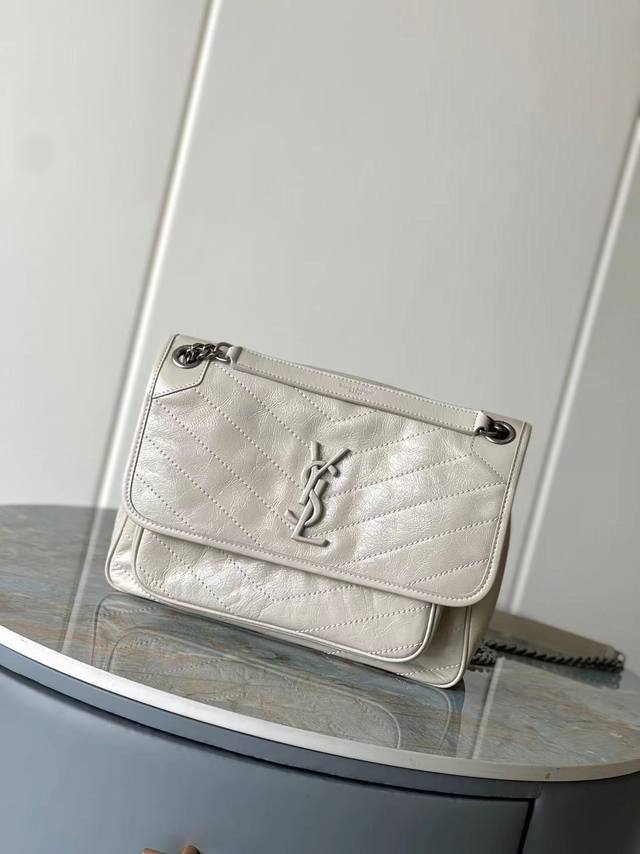 Original Leather Niki Bag - Premium Selection, Oil-Waxed Black Leather, 28cm. Or