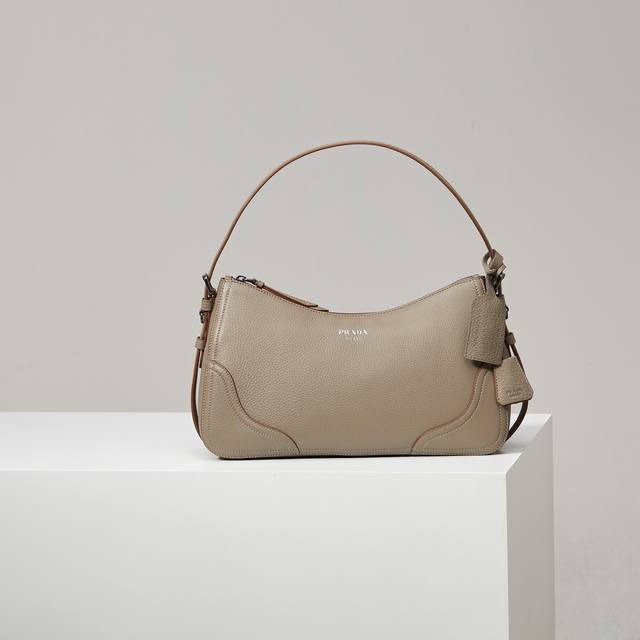 New Arrival Bc280 Grey 2025 Autumn/Winter New Aimee Shoulder Bag Hobo bag has be