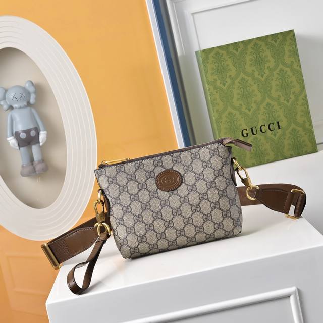 New "Gucci" shoulder bag, same style as in boutiques. Gucci Ophidia shoulder ba