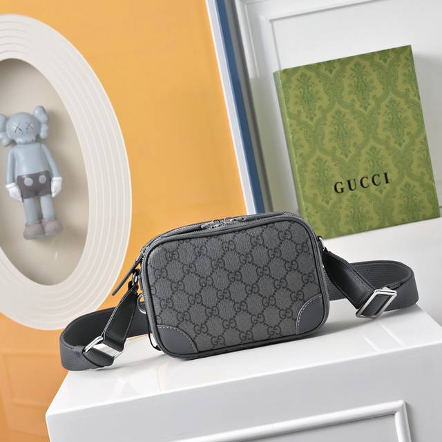 Gift Box Packaging Gucci Emblem Men's Mini Camera Bag Crossbody Bag Small Square