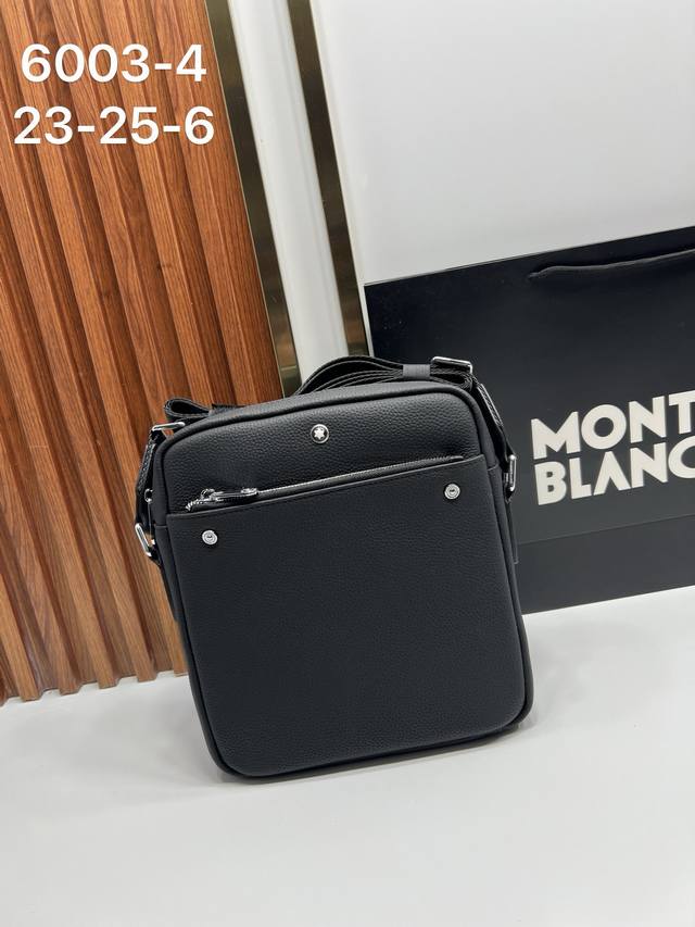 Montblanc 6003-4 The Montblanc Masterpiece Shoulder Bag series features a modern