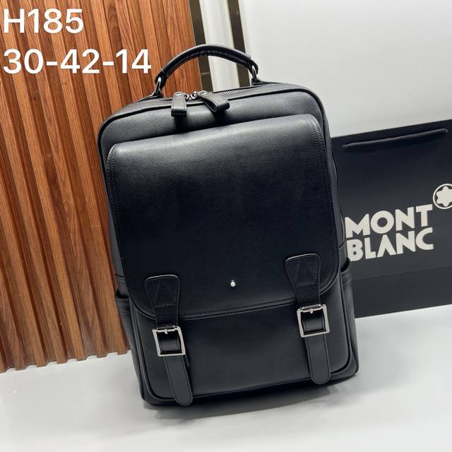 Montblanc H185-1 The Montblanc Masterpiece Backpack series features a modern sty