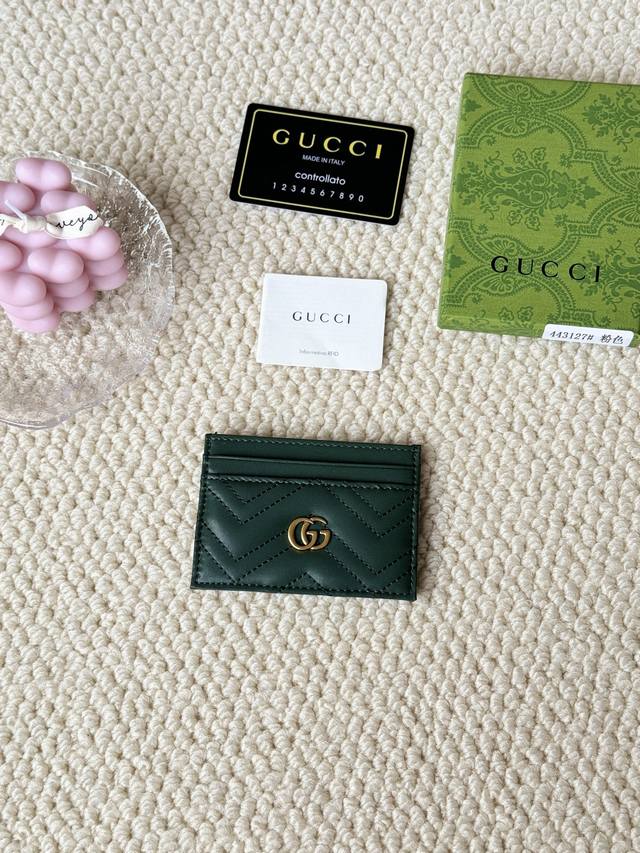 Gucci Leather Mini Card Holder - Real Product Photos! Double G wave pattern, vin