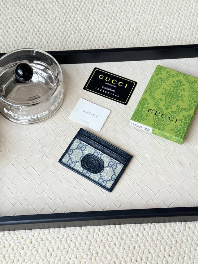 Real photos of the latest Gucci cardholder! PVC with cowhide leather. Style numb