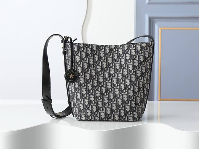 Style No. 2854, blue Oblique printed fabric, small bucket bag, soft texture, do