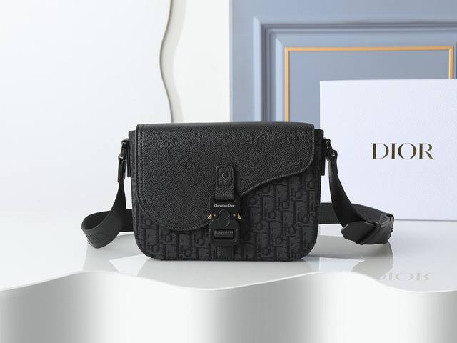 Style No. 049 Black Small Saddle Flap Messenger Bag, spacious interior compartm