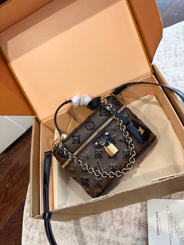 Official website double box packaging LV new Vanity PM makeup case The soft box