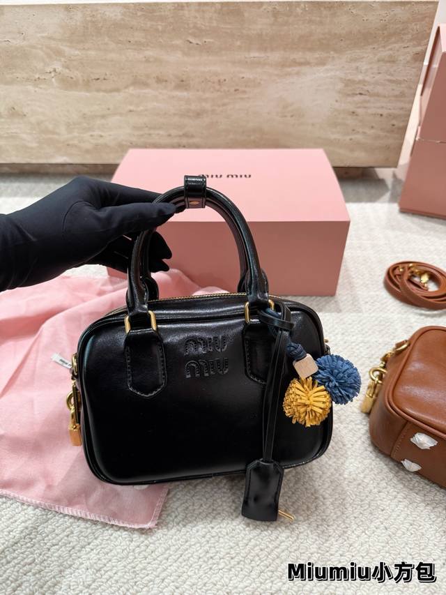 Miumiu Fall/Winter 2025 Runway Style Distressed Small Square Item ( ) Size: 13*1