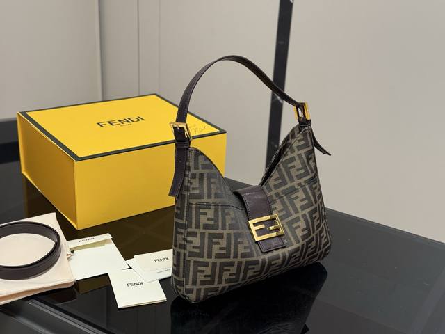 Comes with a folding box Fendi Zucca monogram croissant bag Fendi croissant bag