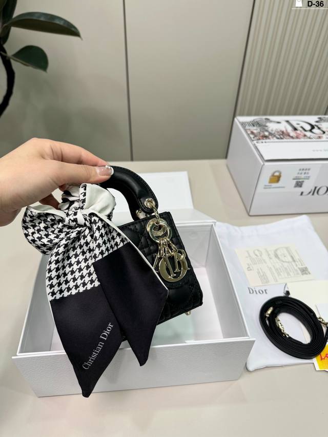 Lambskin Texture D-36 Size 12