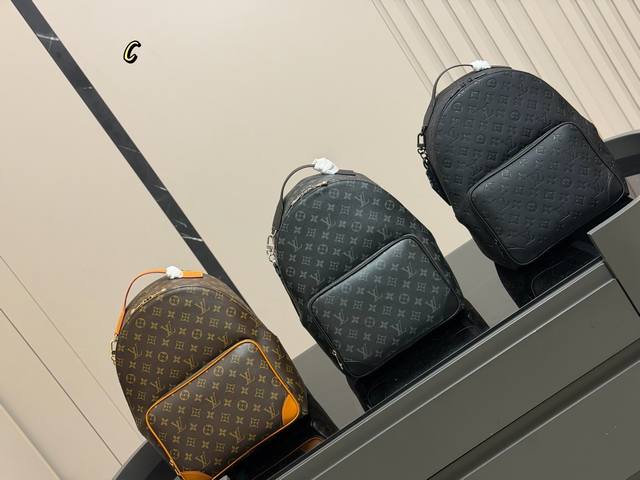 Lv New Backpack Classic Fabric Super Nice Feel Stylish and Elegant! You Won't Go
