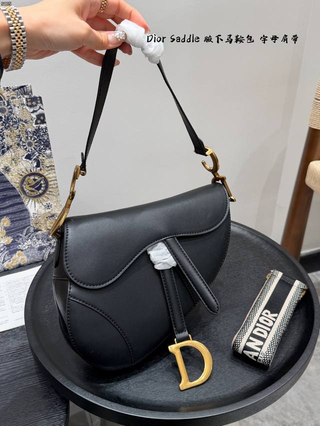 Gift Box Packaging Size: 22